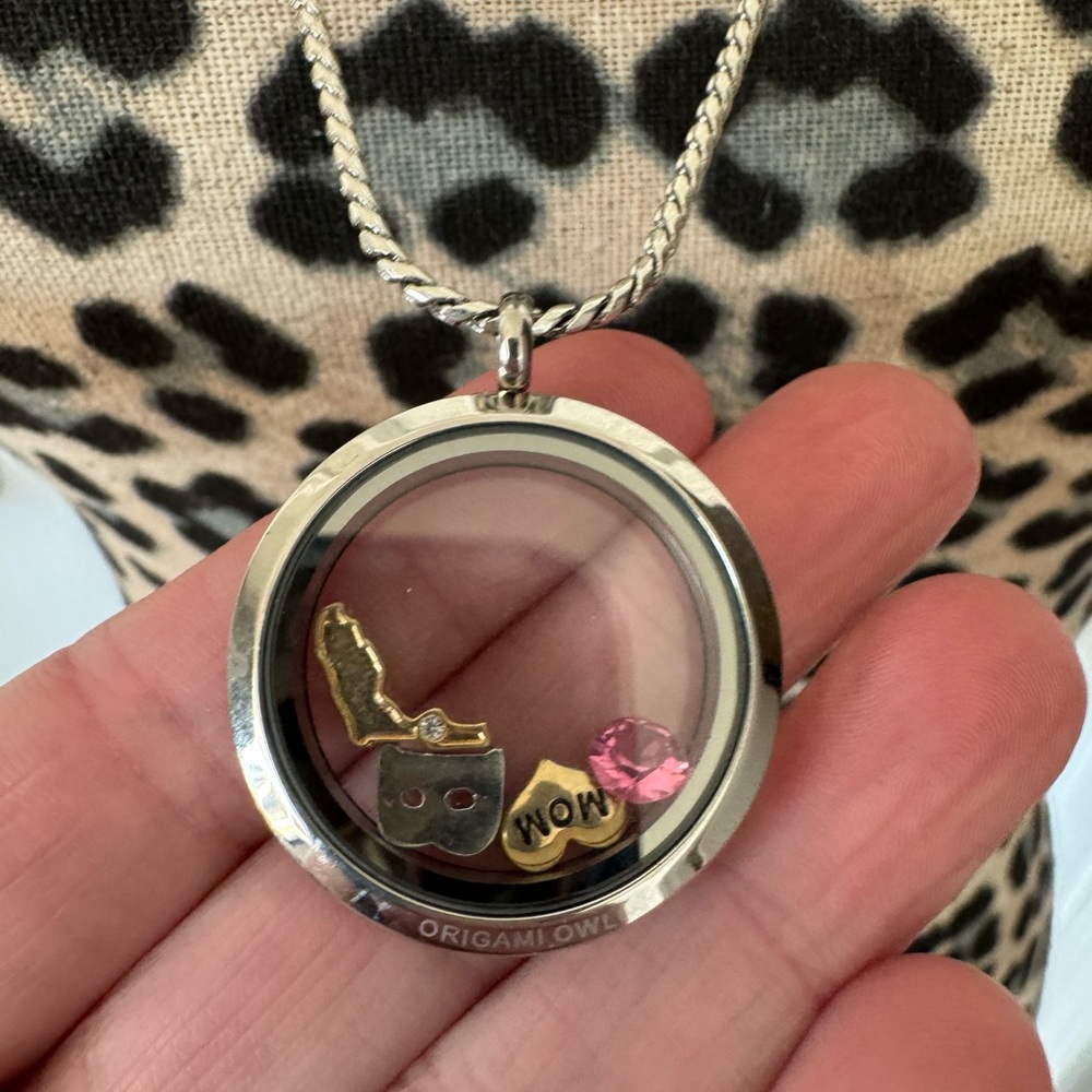 Origami Owl Silver Locket Necklace - Picture 7 of 10